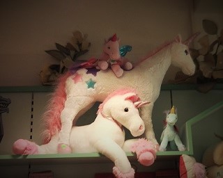 Einhorn kuscheltier