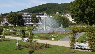 700x450-crop-90-aussicht_auf_den_rosengarten.jpg