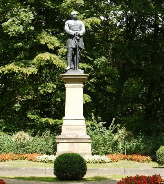 700x450-crop-90-bismarckdenkmal.jpg