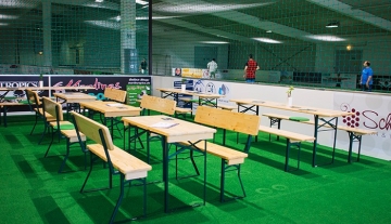 700x450-crop-90-indoorfussball_kissinger_himmel.jpg