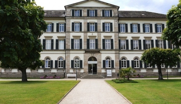 700x450-crop-90-rhoenindustrie_bad_kissingen_2.jpg