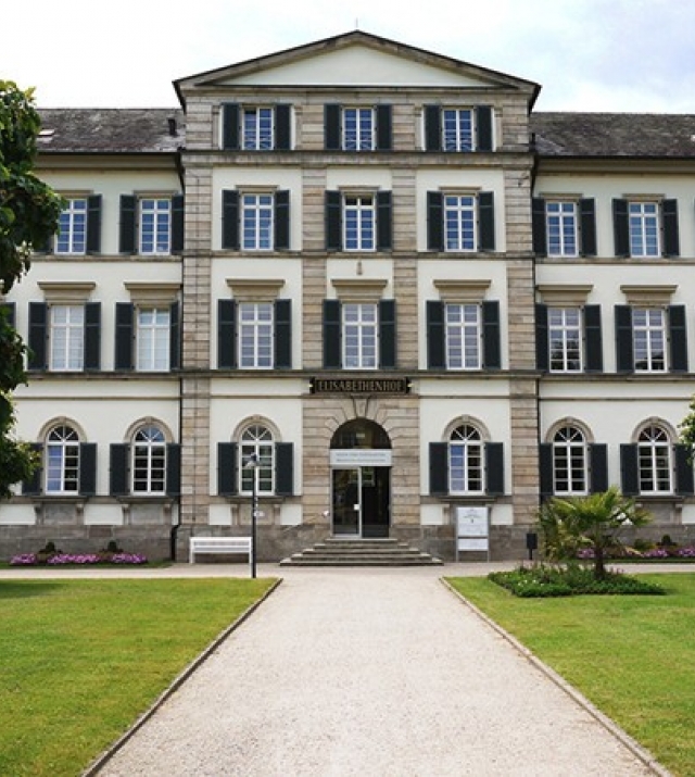 700x450-crop-90-rhoenindustrie_bad_kissingen_2.jpg