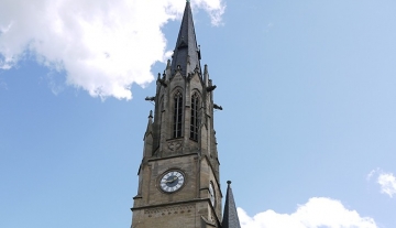 700x450-crop-90-turm_der_herz-jesu-kirche.jpg