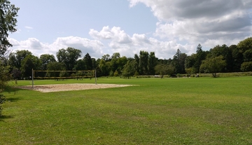 700x450-crop-90-volleyball_spielfeld_im_luitpoldpark.jpg