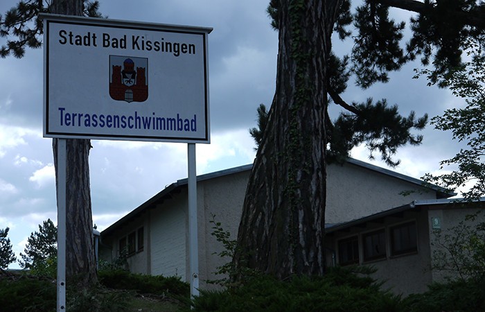Terrassenschwimmbad